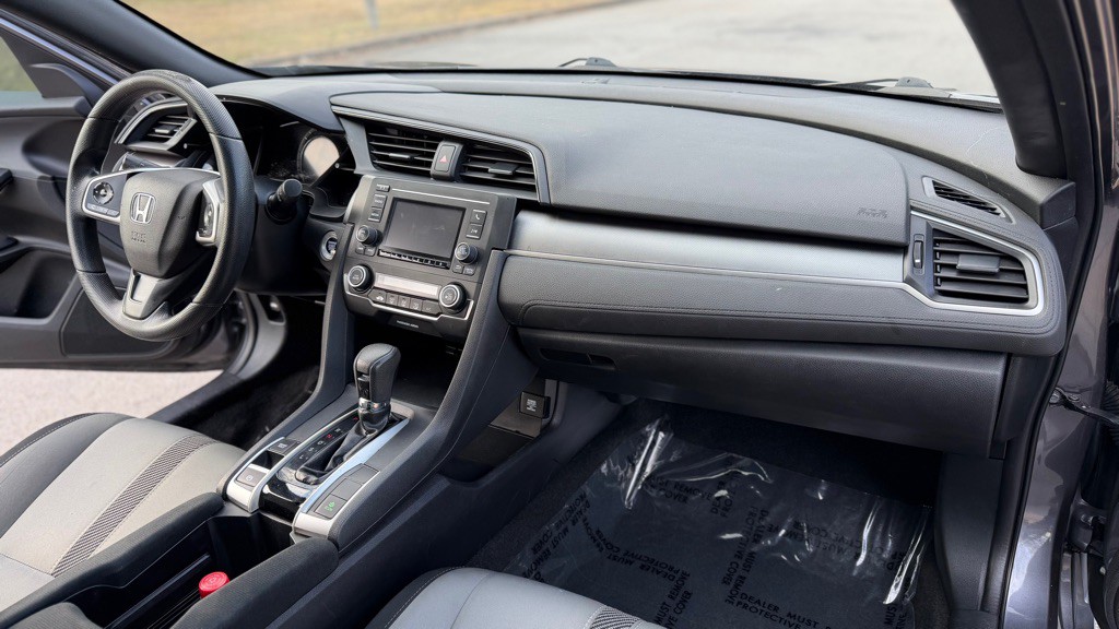 2018 Honda Civic Image 15