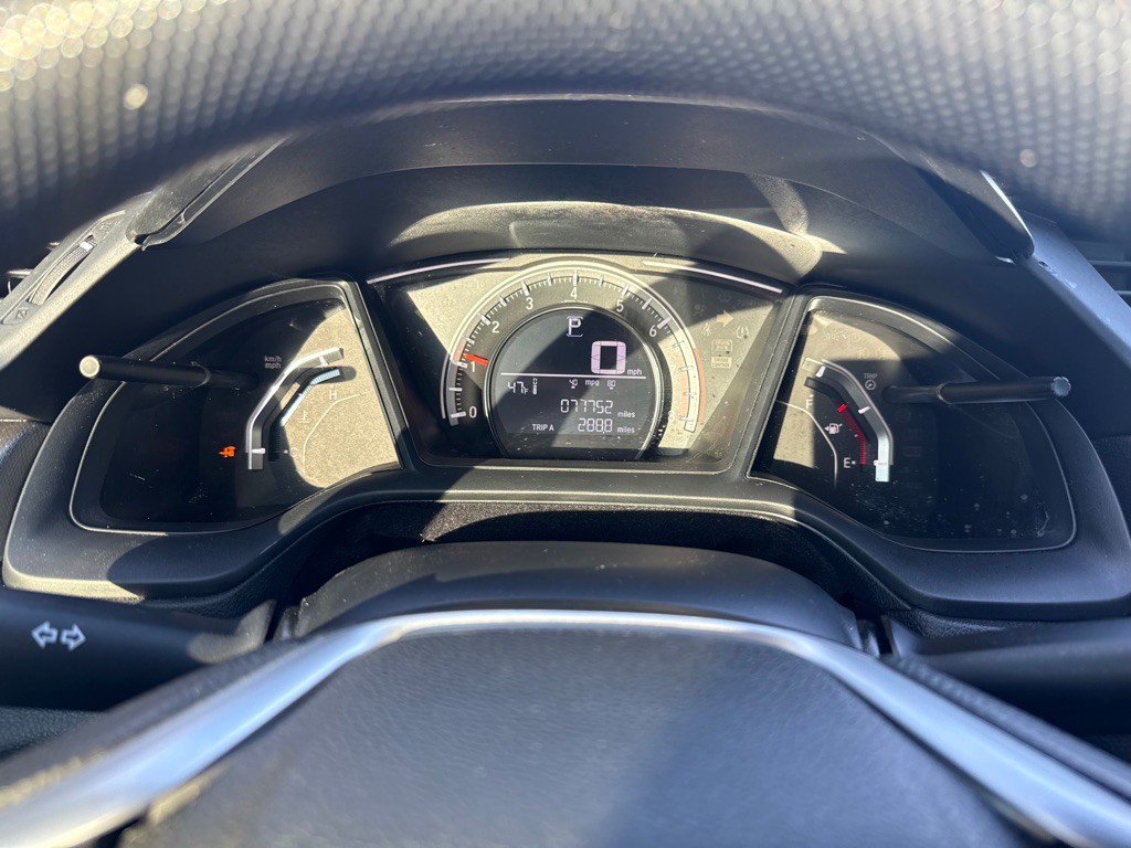 2018 Honda Civic Image 16