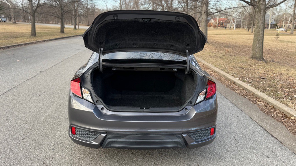 2018 Honda Civic Image 23