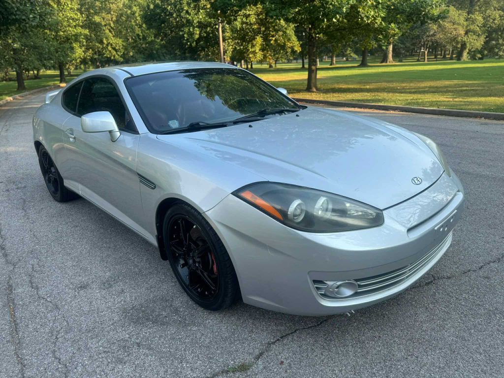 2008 Hyundai Tiburon Image 4
