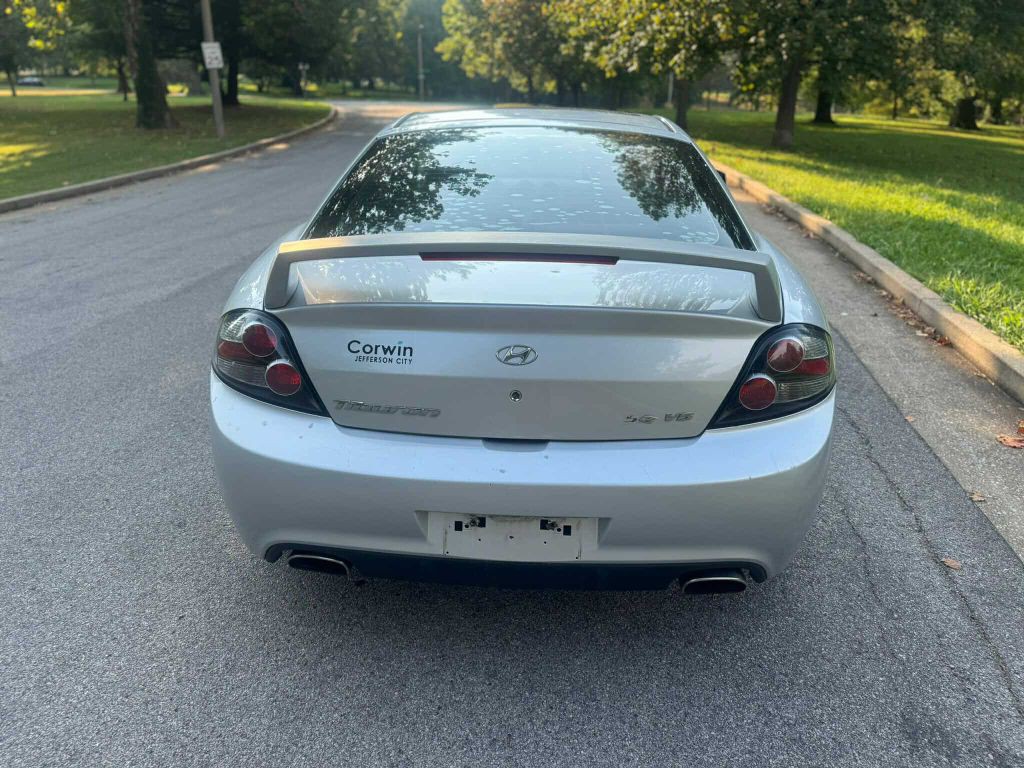 2008 Hyundai Tiburon Image 17