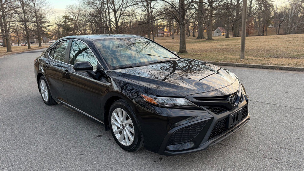 2021 Toyota Camry Image 4