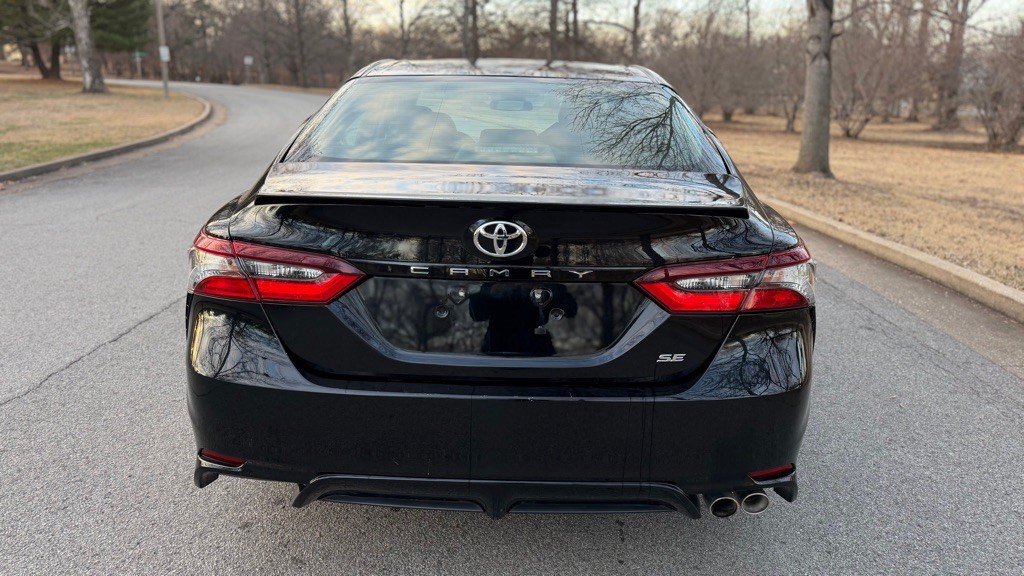 2021 Toyota Camry Image 10