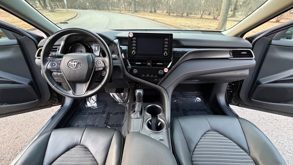 2021 Toyota Camry Image 13