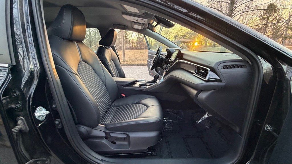 2021 Toyota Camry Image 14