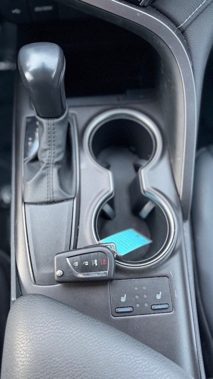 2021 Toyota Camry Image 23