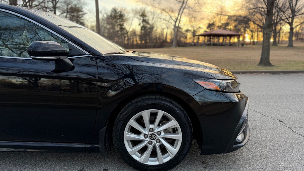 2021 Toyota Camry Image 27