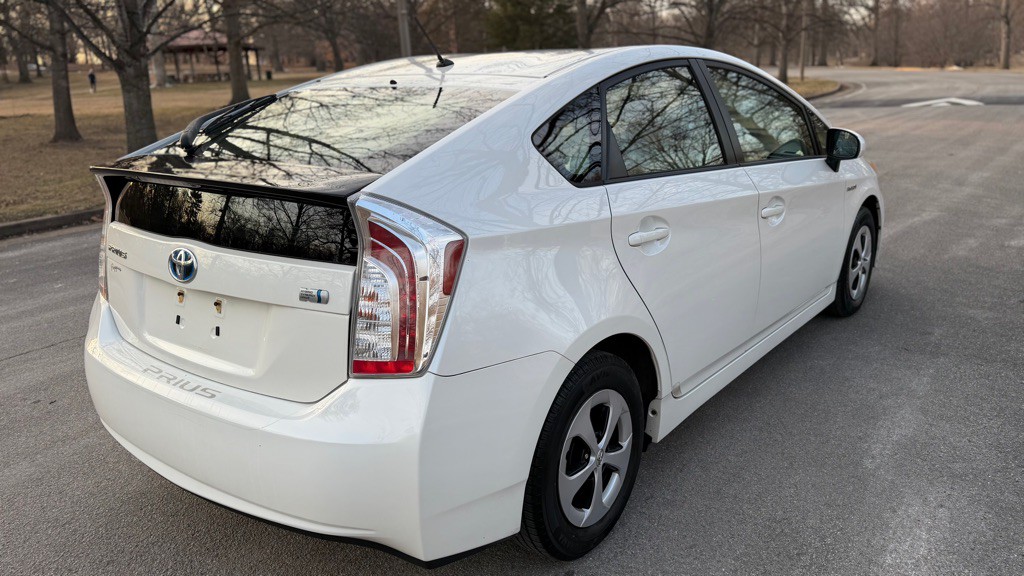 2013 Toyota Prius Image 7