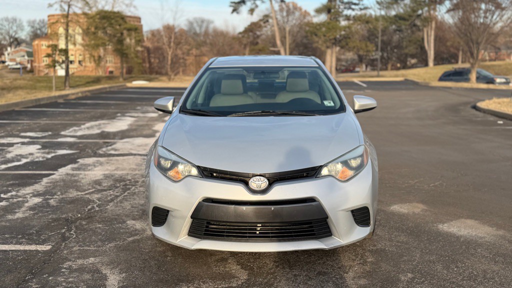 2015 Toyota Corolla Image 2