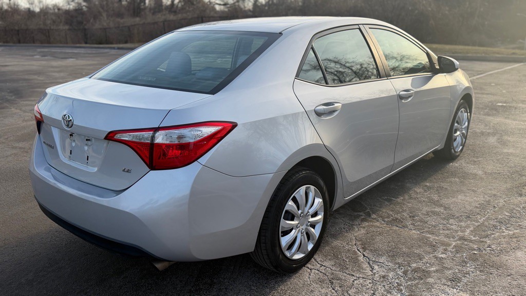 2015 Toyota Corolla Image 9