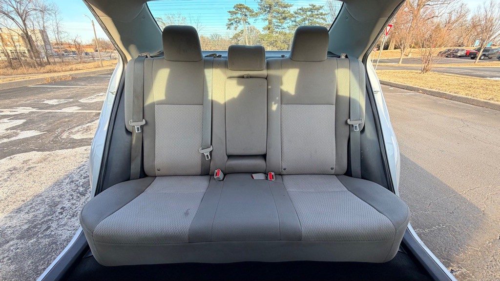 2015 Toyota Corolla Image 21