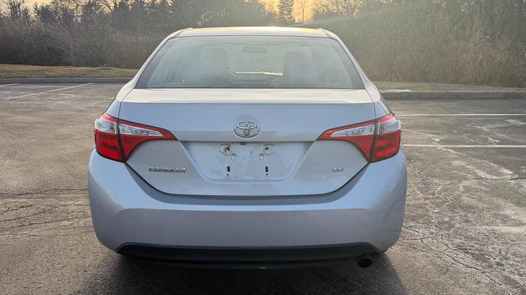 2015 Toyota Corolla Image 26