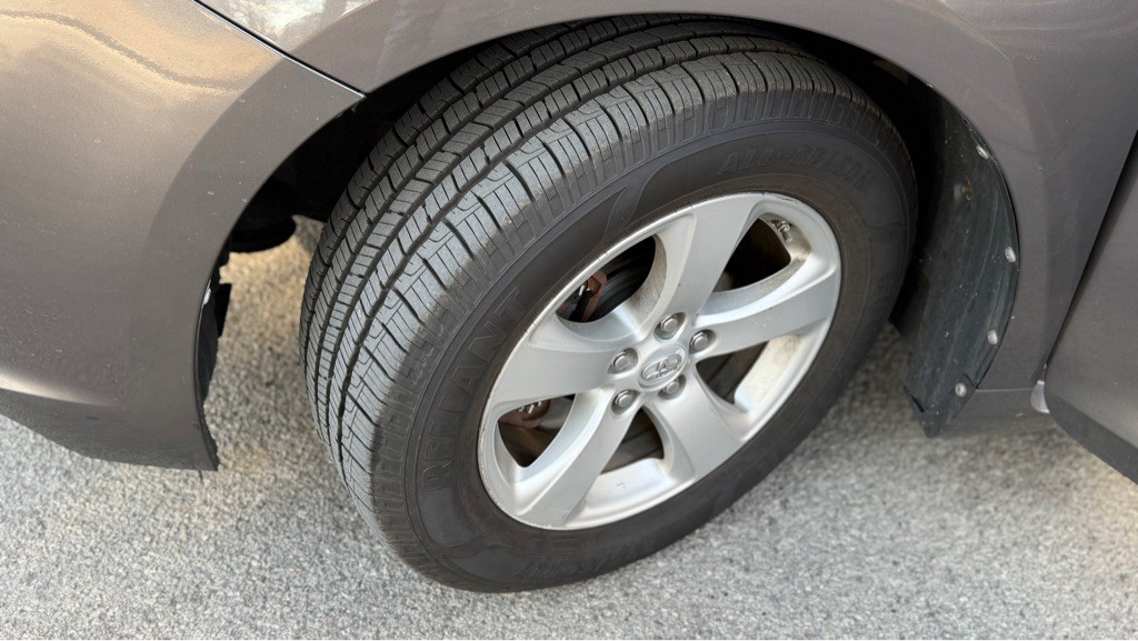 2014 Toyota Sienna Image 28