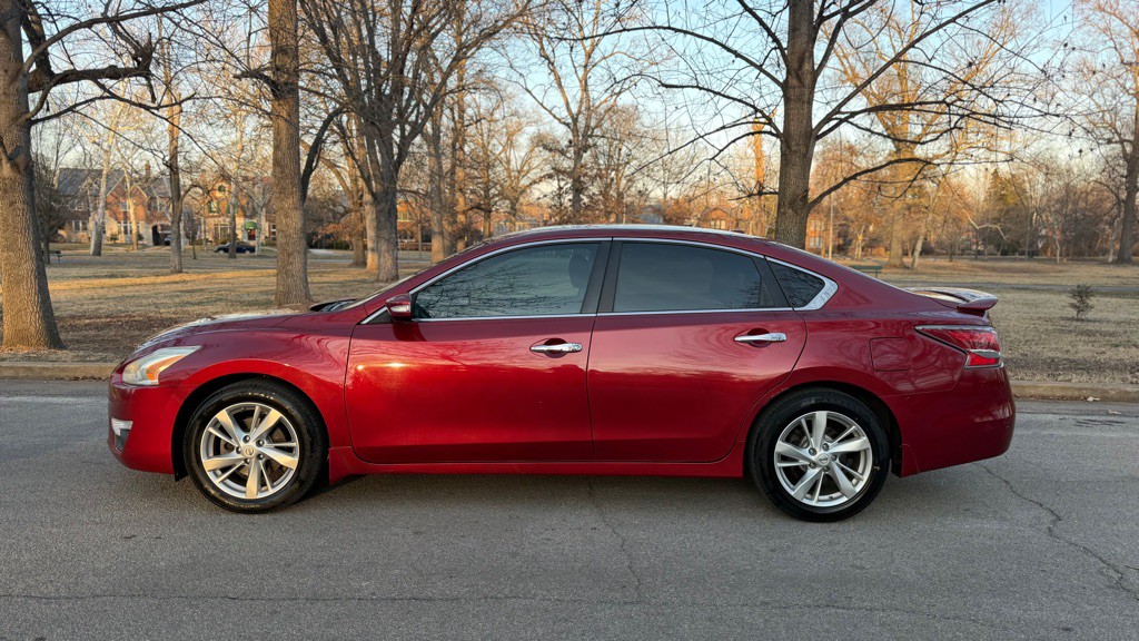 2015 Nissan Altima Image 3