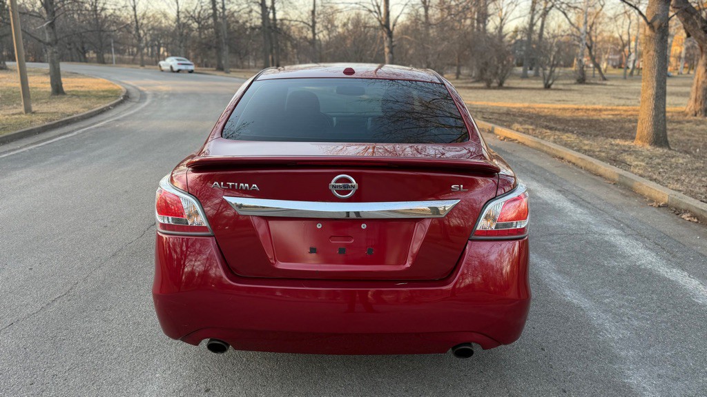 2015 Nissan Altima Image 7