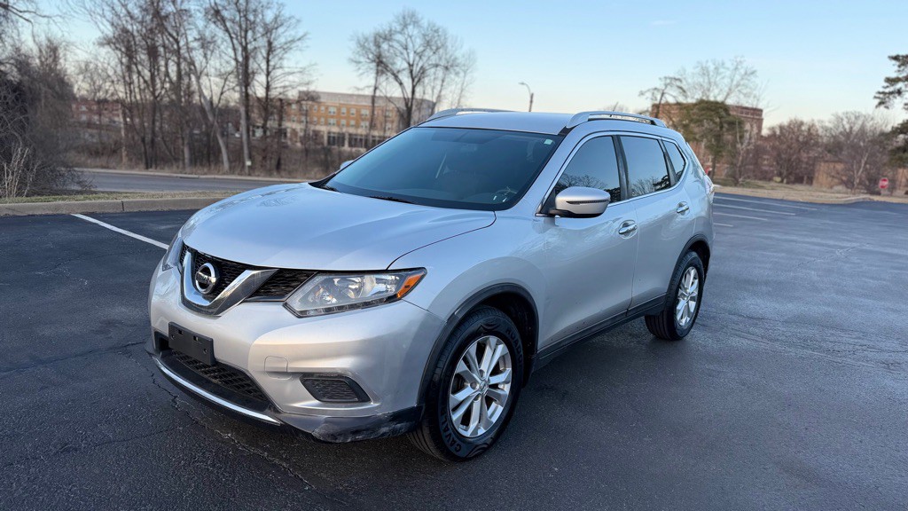 2016 Nissan Rogue Image 1