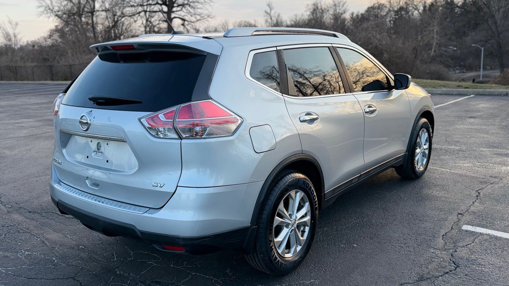 2016 Nissan Rogue Image 9