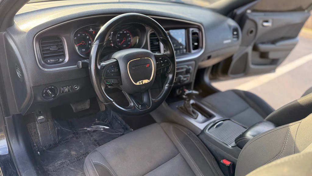 2018 Dodge Charger Image 15