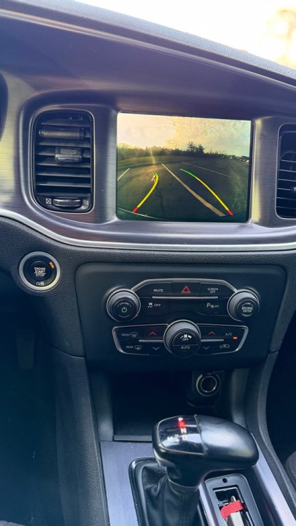 2018 Dodge Charger Image 21