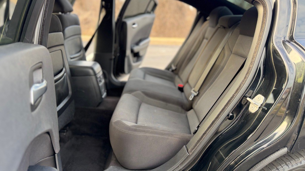 2018 Dodge Charger Image 21