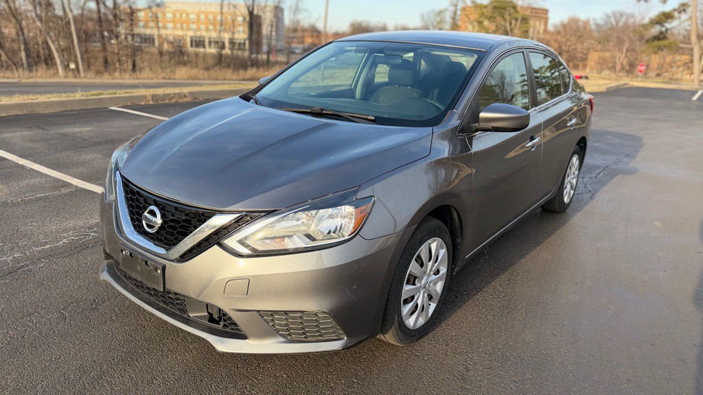 2019 Nissan Sentra Image 1