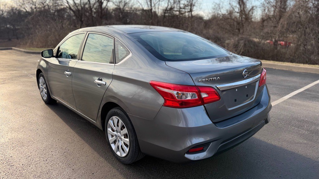 2019 Nissan Sentra Image 7
