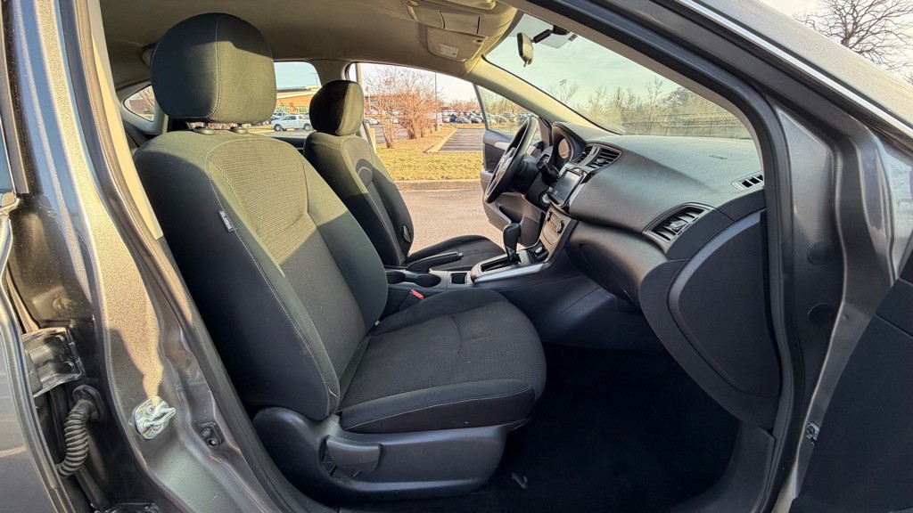 2019 Nissan Sentra Image 12