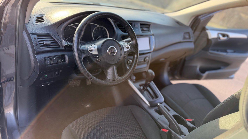 2019 Nissan Sentra Image 13