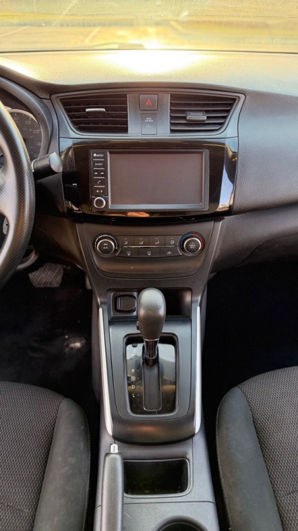 2019 Nissan Sentra Image 14