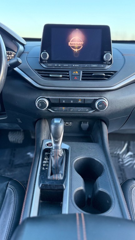 2022 Nissan Altima Image 14