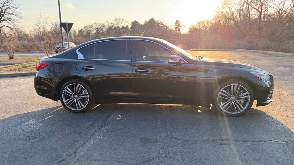 2014 INFINITI Q50 Image 6