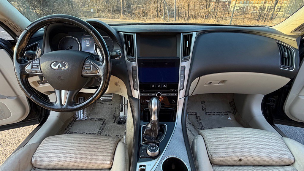 2014 INFINITI Q50 Image 12