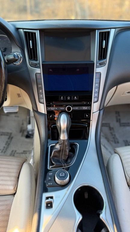 2014 INFINITI Q50 Image 15