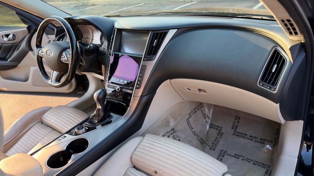 2014 INFINITI Q50 Image 16