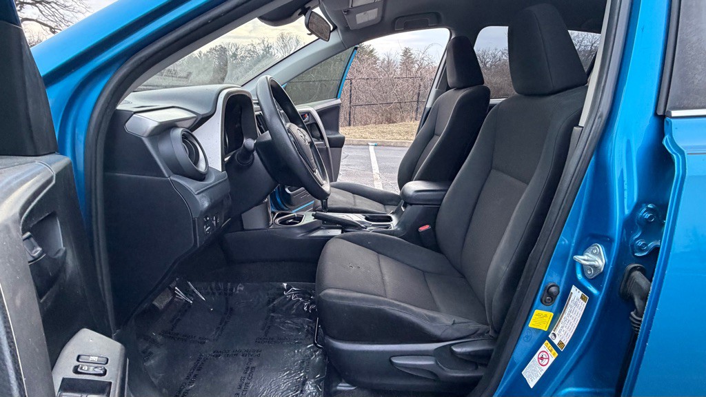 2018 Toyota Rav4 Image 10