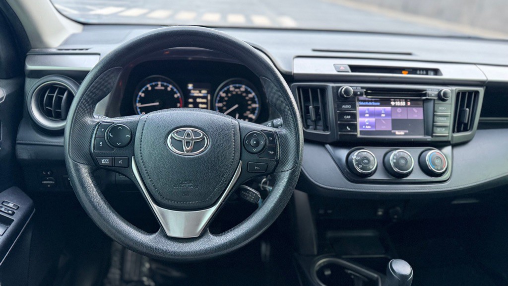 2018 Toyota Rav4 Image 16