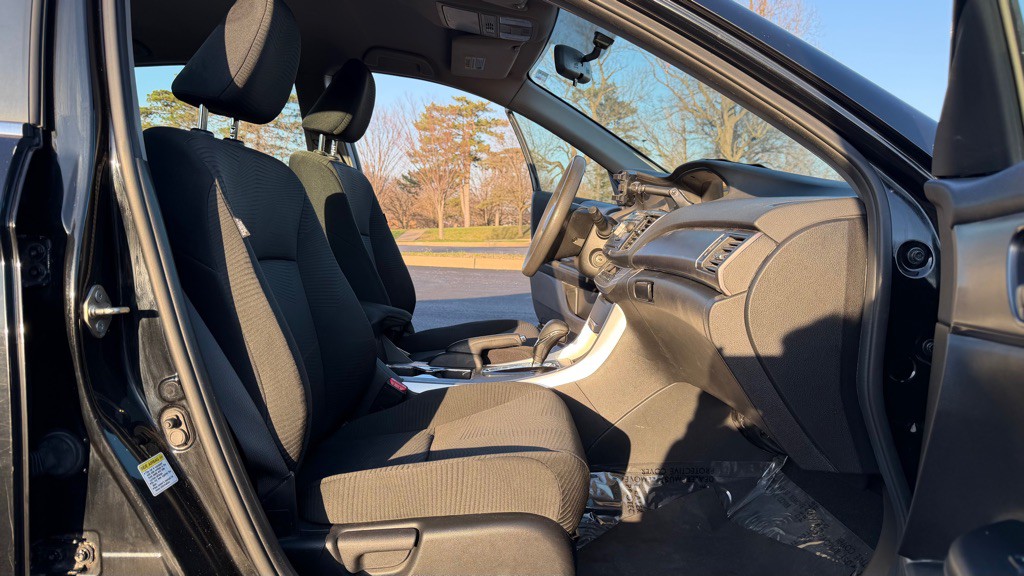 2014 Honda Accord Image 13