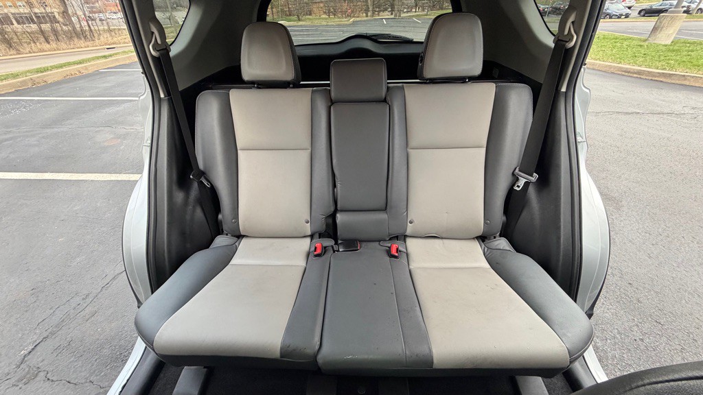 2015 Toyota Rav4 Image 24