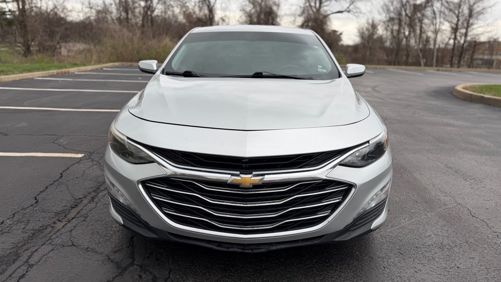 2017 Chevrolet Malibu Image 5
