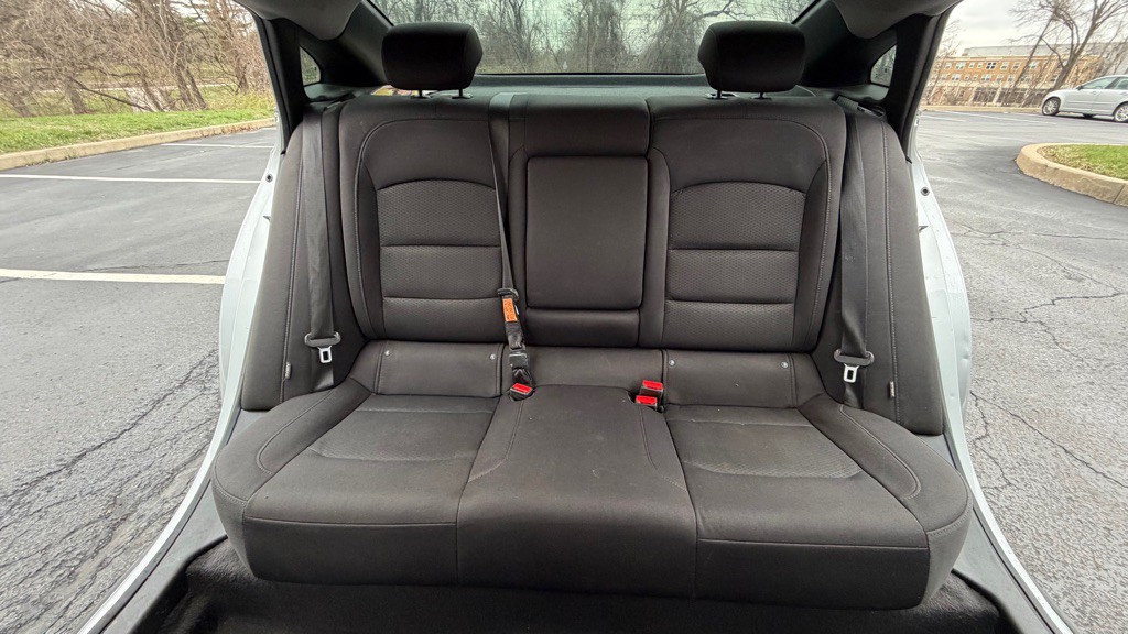 2017 Chevrolet Malibu Image 22