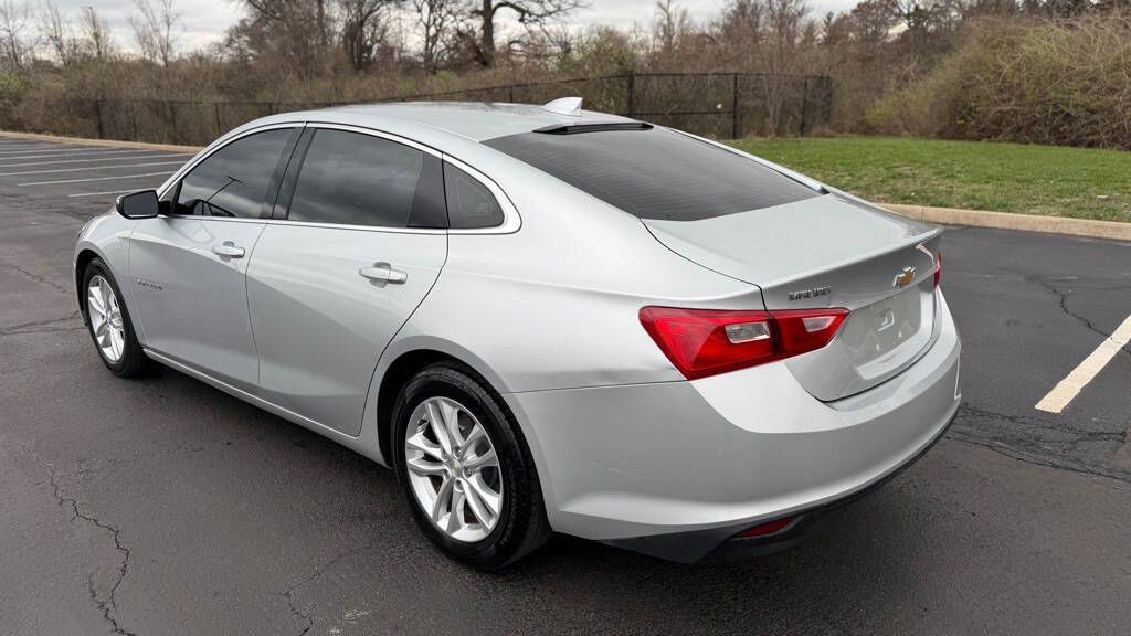 2017 Chevrolet Malibu Image 7