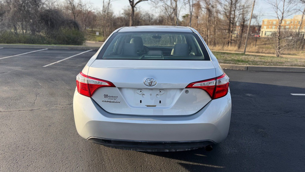 2014 Toyota Corolla Image 8