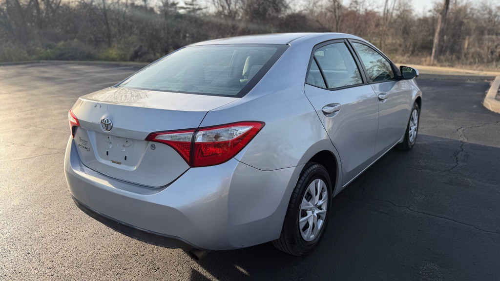 2014 Toyota Corolla Image 9