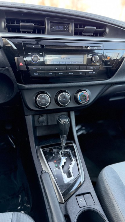 2014 Toyota Corolla Image 20