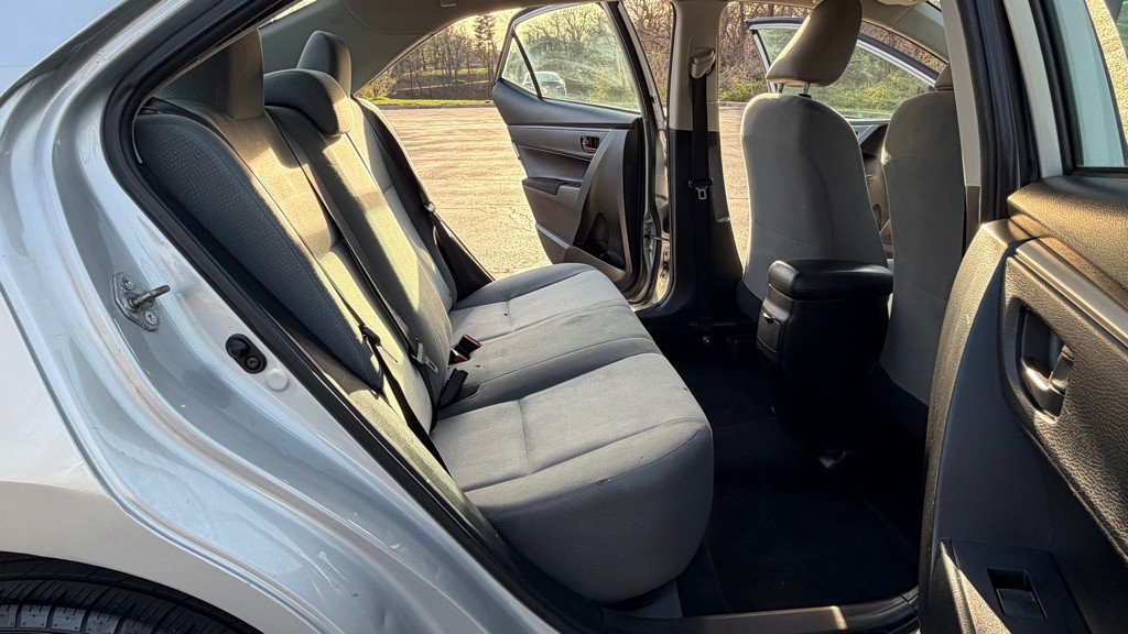 2014 Toyota Corolla Image 21