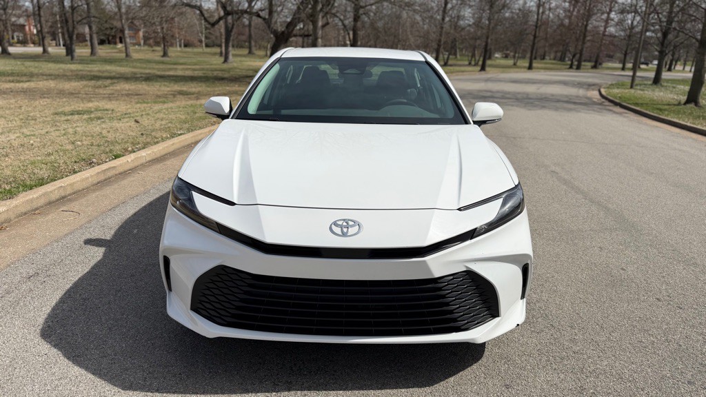 2025 Toyota Camry Image 5