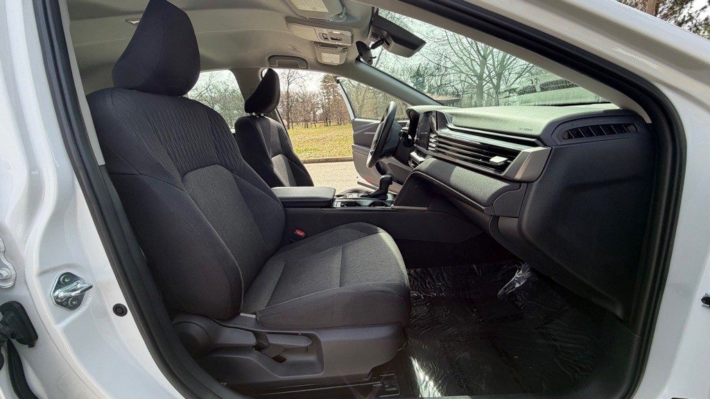 2025 Toyota Camry Image 14