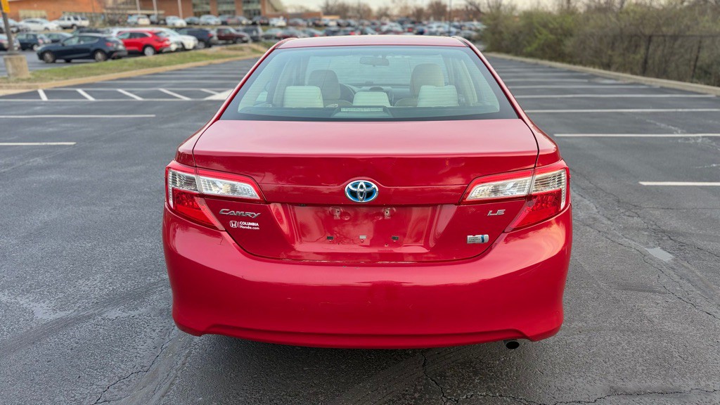 2014 Toyota Camry Image 8