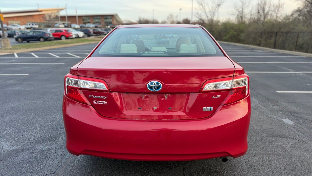 2014 Toyota Camry Image 10