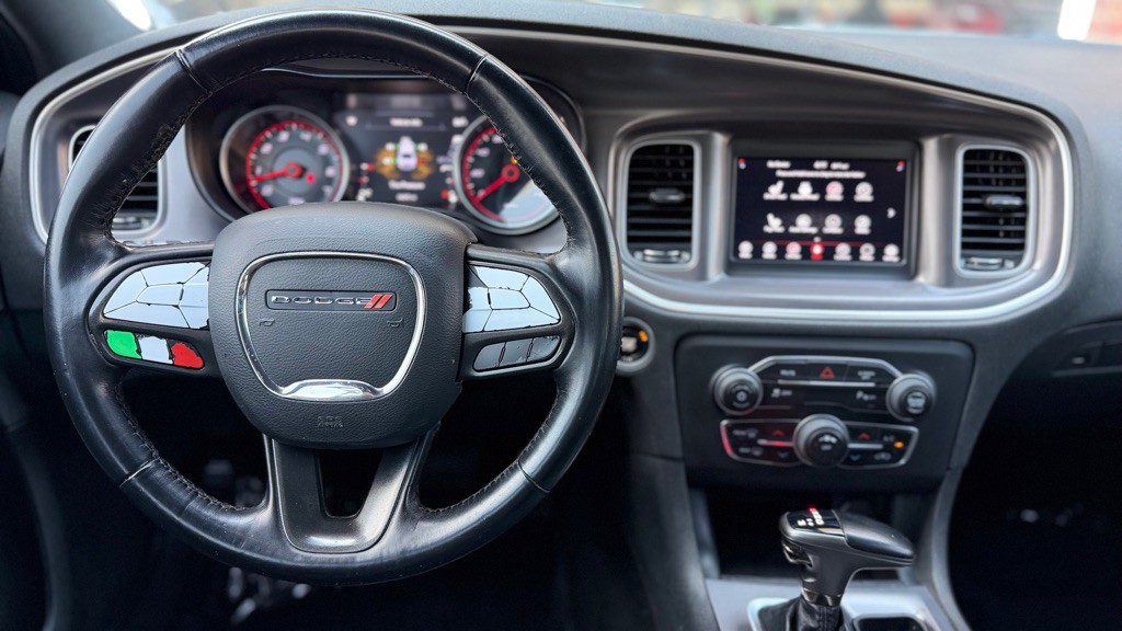 2021 Dodge Charger Image 16